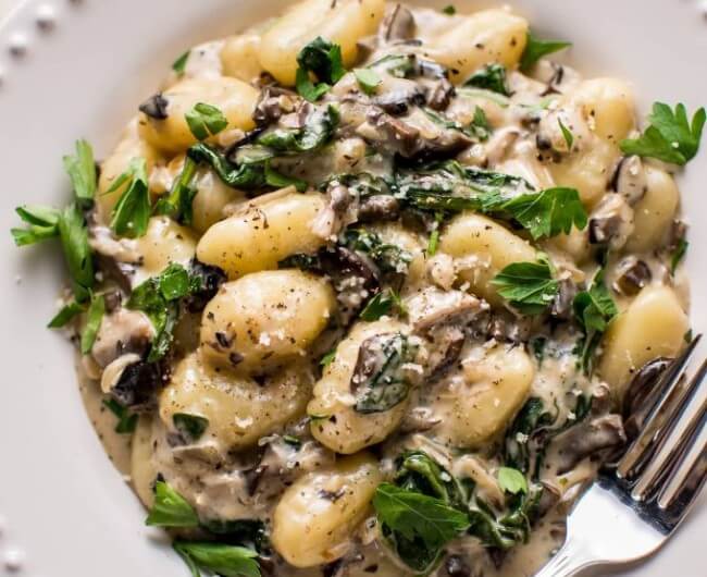 Creamy Mushroom and spinach Gnocchi