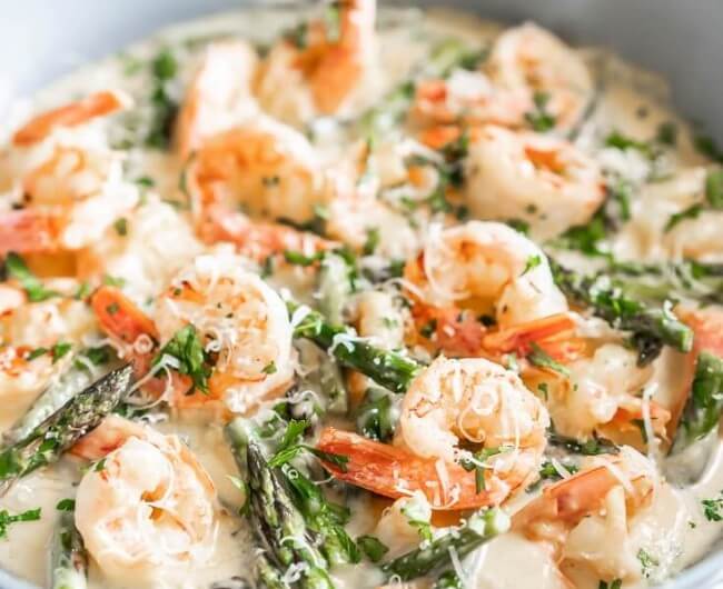 Keto Creamy Asparagus with Shrimp Alfredo